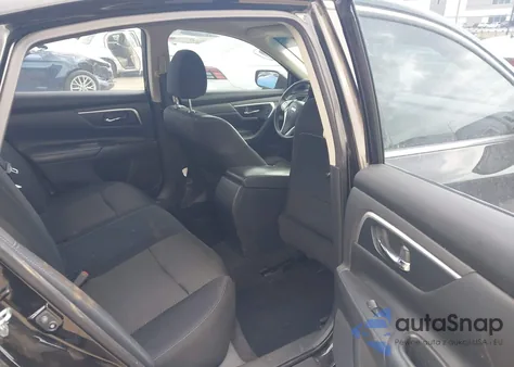 2017 Nissan Altima 2.5 Sr z USA, uszkodzony, nr VIN 1N4AL3AP8HC222827